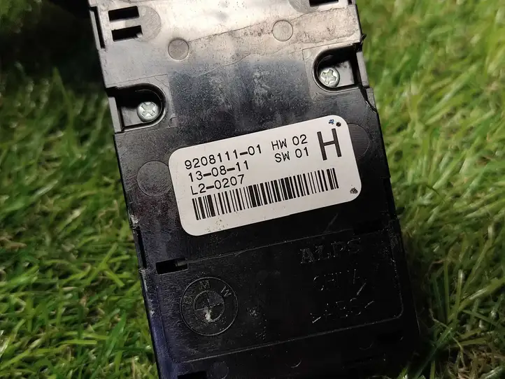 BMW 3 F30 F35 F31 (2012 - 2018) 9208111 Блок кнопок стеклоподъемников — фото 2
