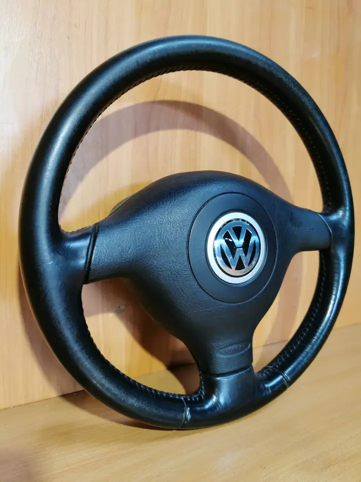 Volkswagen Golf IV (1998 - 2005) Руль — фото 2