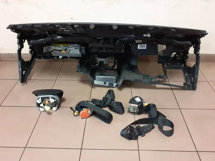 Seat Ibiza IV (6J,6P) (2008 - 2017) 6J1857067A Комплект подушек безопасности с торпедой — фото 8