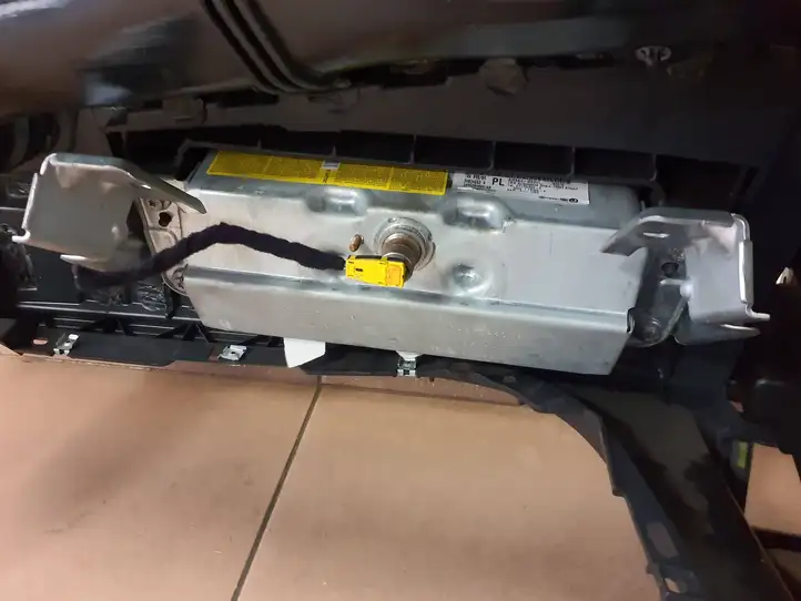 Seat Ibiza IV (6J,6P) (2008 - 2017) 6J1857067A Комплект подушек безопасности с торпедой — фото 9