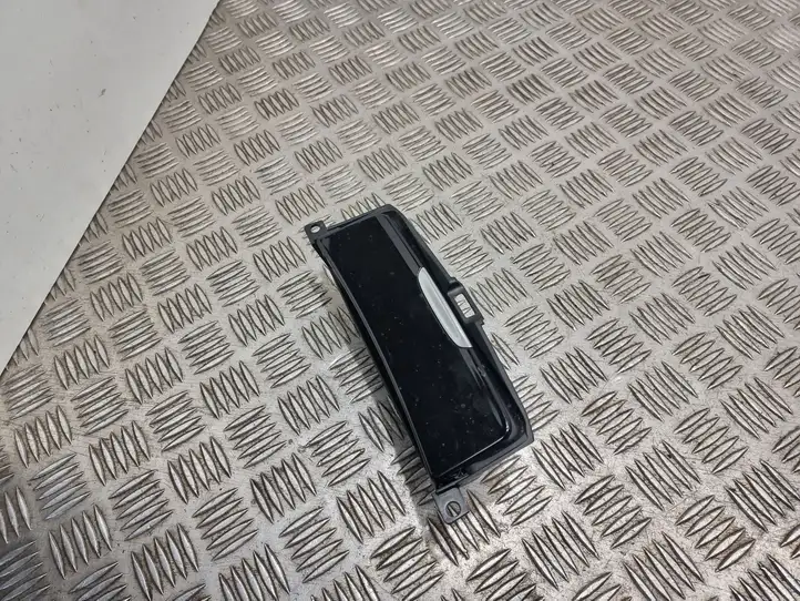 Ford S-MAX (2010 - 2015) BM21U04788BC37AE Передняя пепельница — фото 1