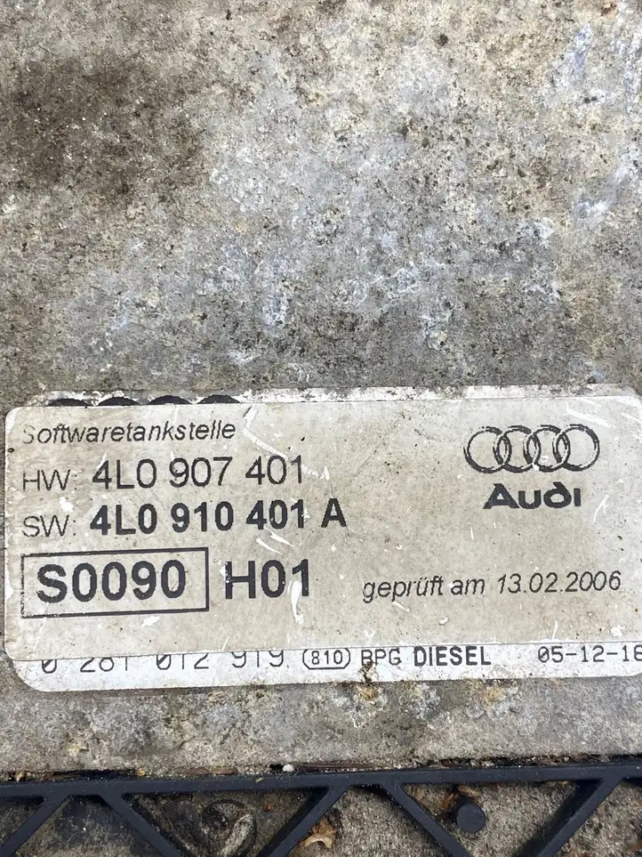 Audi Q7 4L (2005 - 2009) 4L0907401 Блок управления двигателем (ЭБУ) — фото 4