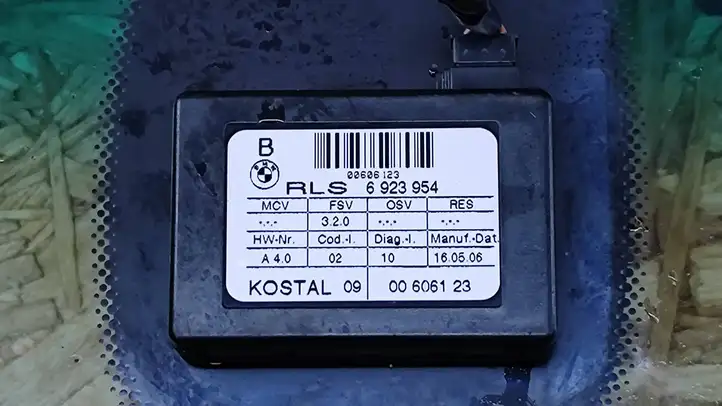 BMW X5 E53 (1999 - 2006) E143R001853 Переднее стекло — фото 4