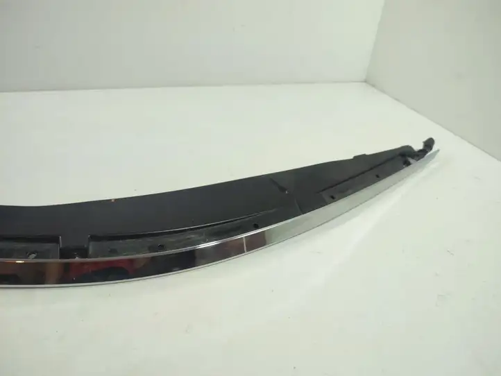 Toyota Sienna XL40 IV (2021 - ) 5318808020 Окантовка фары — фото 2