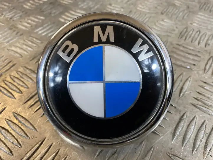 BMW 1 E81 E87 (2004 - 2011) 7153173 Ручка крышки багажника — фото 1