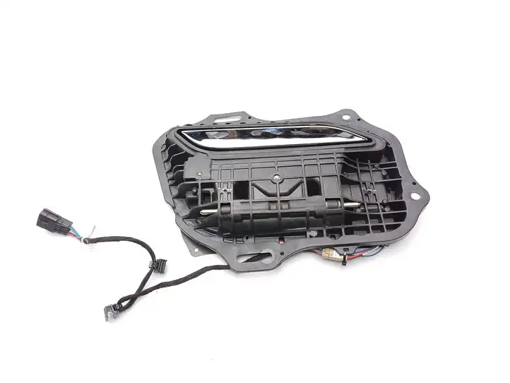 Tesla Model S (2016 - 2021) 100737400L Наружная ручка задней двери — фото 1