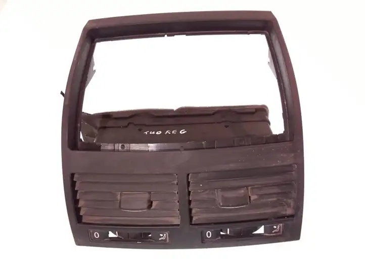 Volkswagen Touareg I (2002 - 2010) 7L6819727 Центральный воздушный дефлектор — фото 1