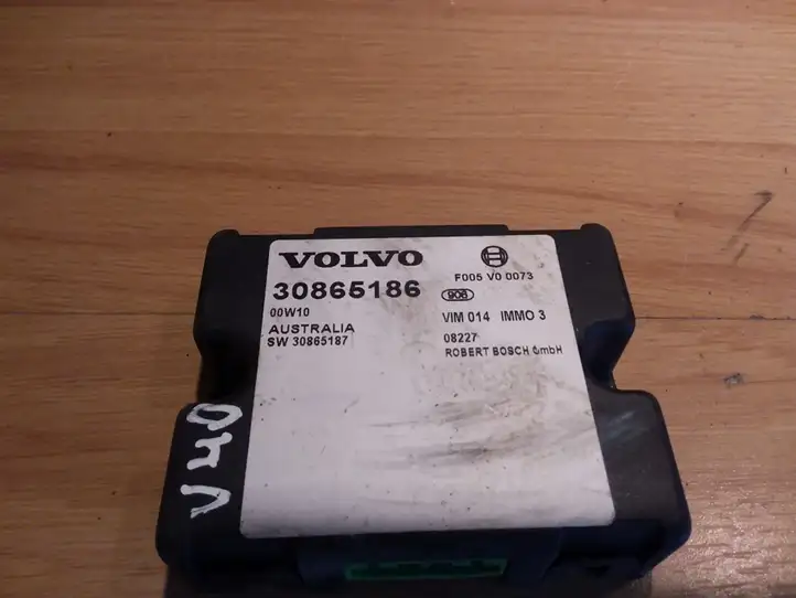 Volvo S40, V40 (2000 - 2004) 30865186 Блок иммобилайзера — фото 2