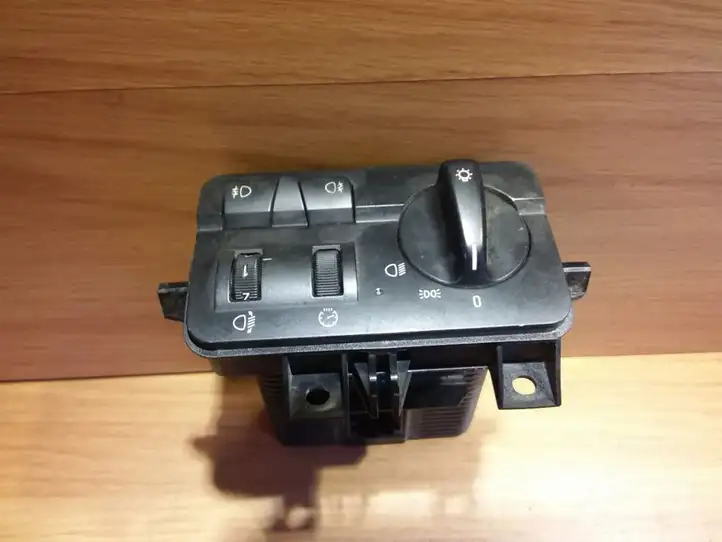 BMW 3 E46 (1998 - 2005) 61318383226 Включатель фонарей — фото 1