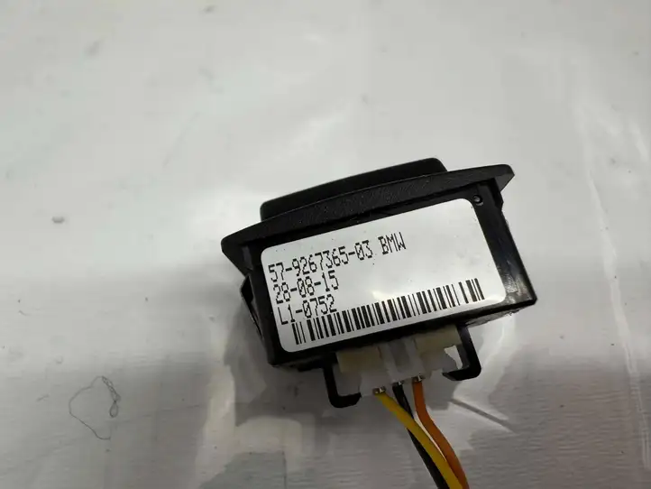 BMW X1 F48 F49 (2015 - 2022) 9267365 Кнопка обогрева рулевого колеса — фото 4