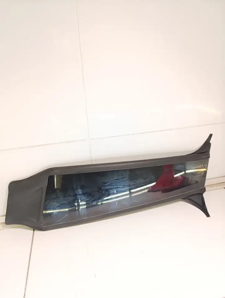 Tesla Model Y (2019 - 2024) 150688690F Верхняя обшивка стойки B — фото 1