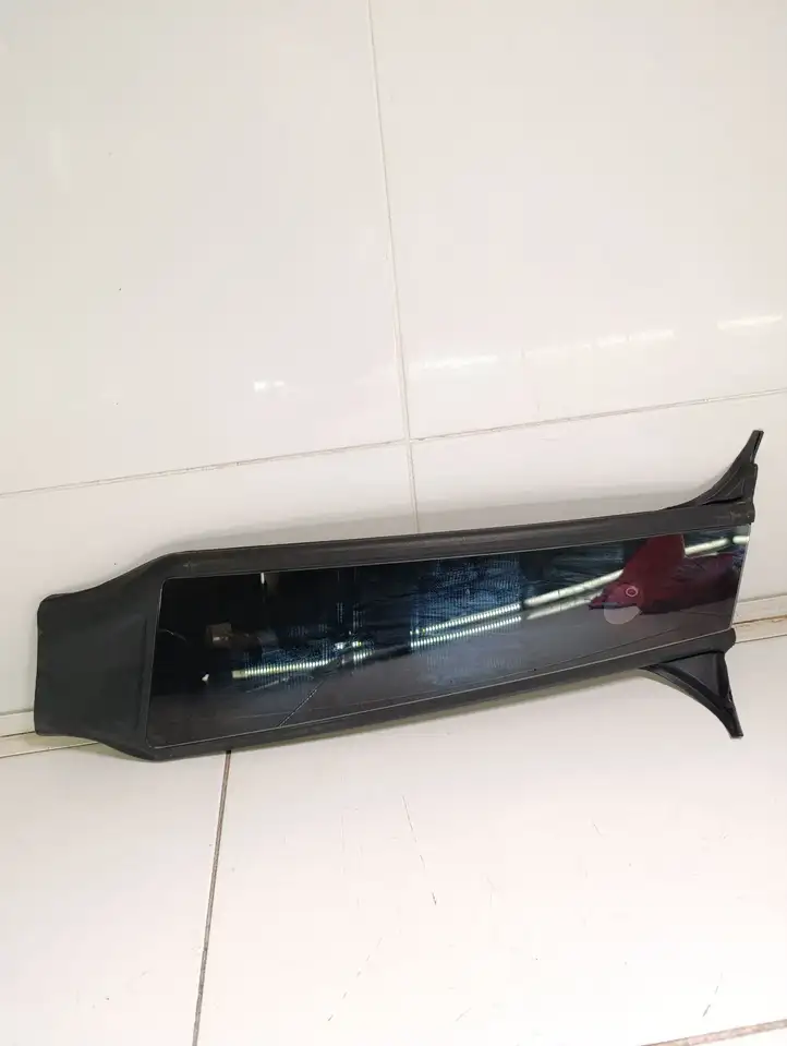 Tesla Model Y (2019 - 2024) 150688690F Верхняя обшивка стойки B — фото 6