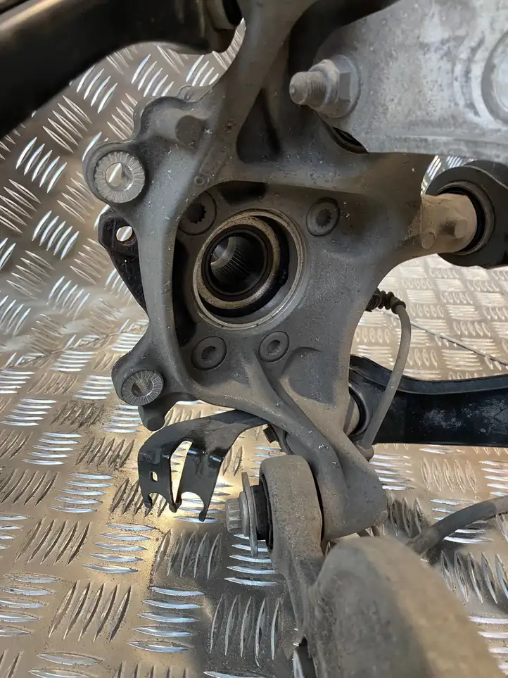 Audi A4 S4 B9 (2015 - 2019) 8W0505459D Ступица колеса — фото 7