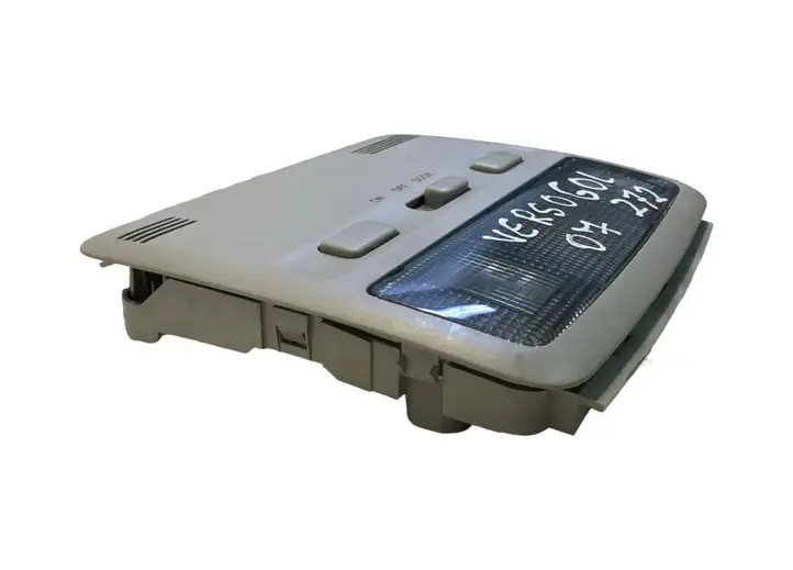 Toyota Corolla Verso AR10 (2004 - 2009) 8126305230 Передняя подсветка — фото 7