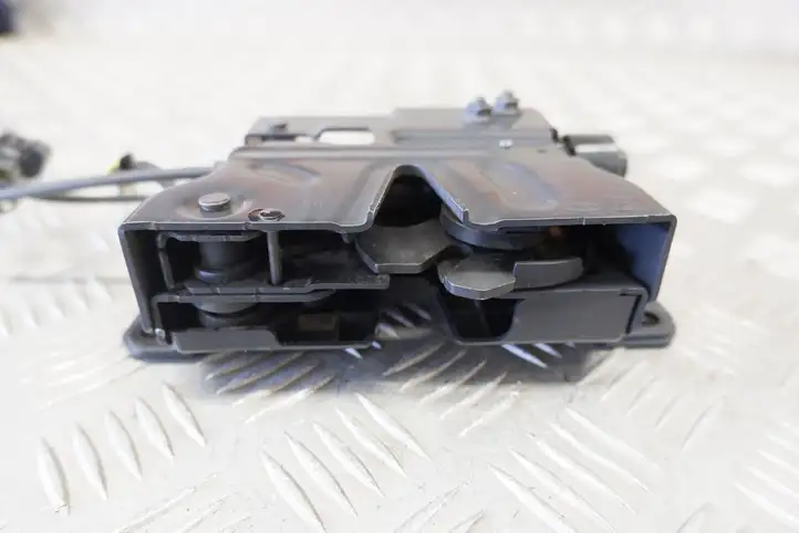 Hyundai Tucson TL (2015 - ) Замок капота — фото 10