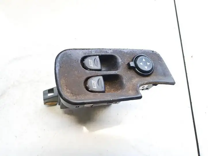 Alfa Romeo 147 (2000 - 2004) 735263175 Кнопка стеклоподъемников — фото 1