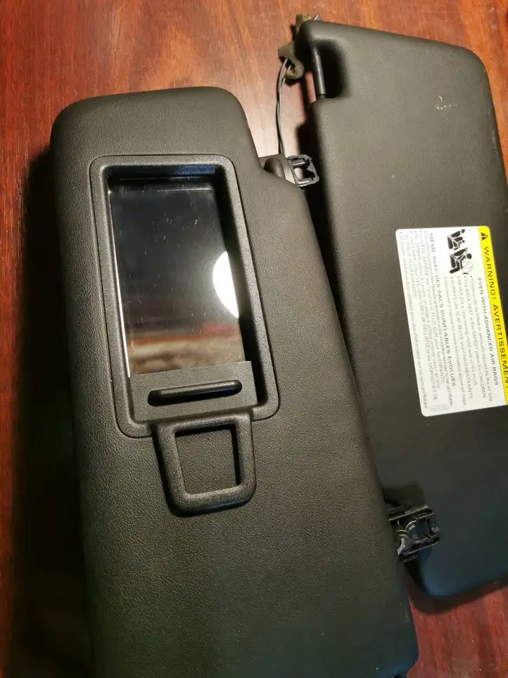 Porsche Macan (95B) (2014 - 2018) 95B857552CM Солнцезащитный козырек — фото 4