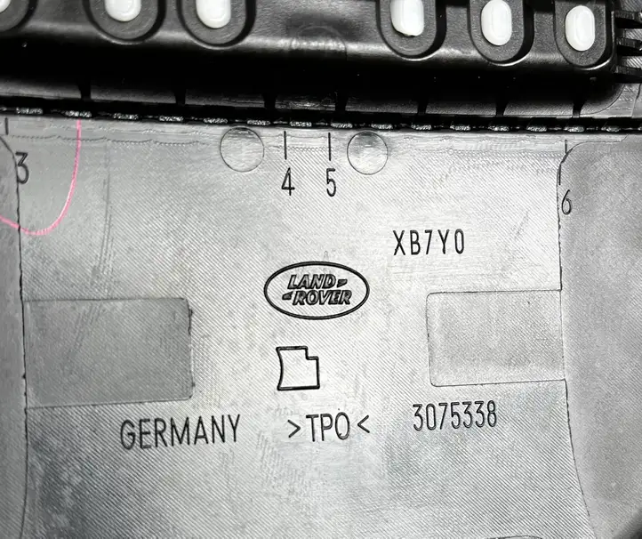 Land Rover Range Rover L405 (2017 - 2022) 3075338 Заглушка airbag — фото 6