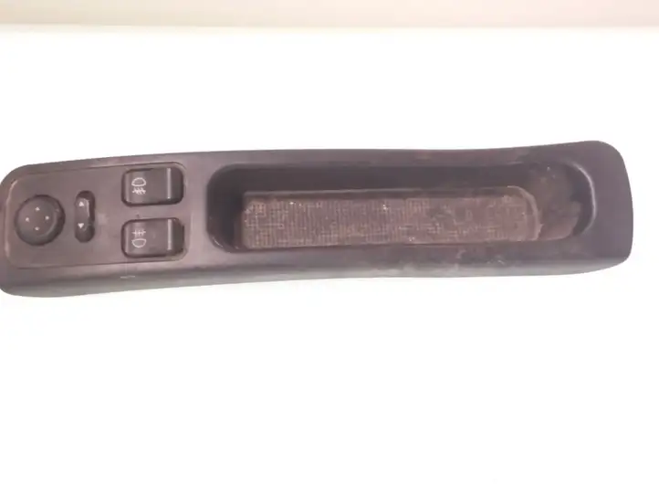 Alfa Romeo 156 (1997 - 2002) 156016100 Блок кнопок стеклоподъемников — фото 1