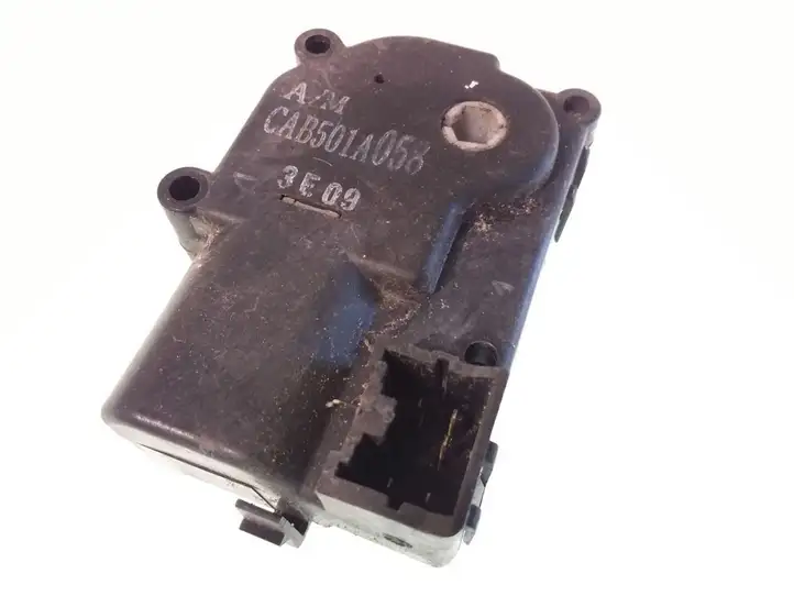 Mitsubishi Lancer (1997 - 2003) CAB501A058 Двигатель задвижки потока воздуха — фото 3