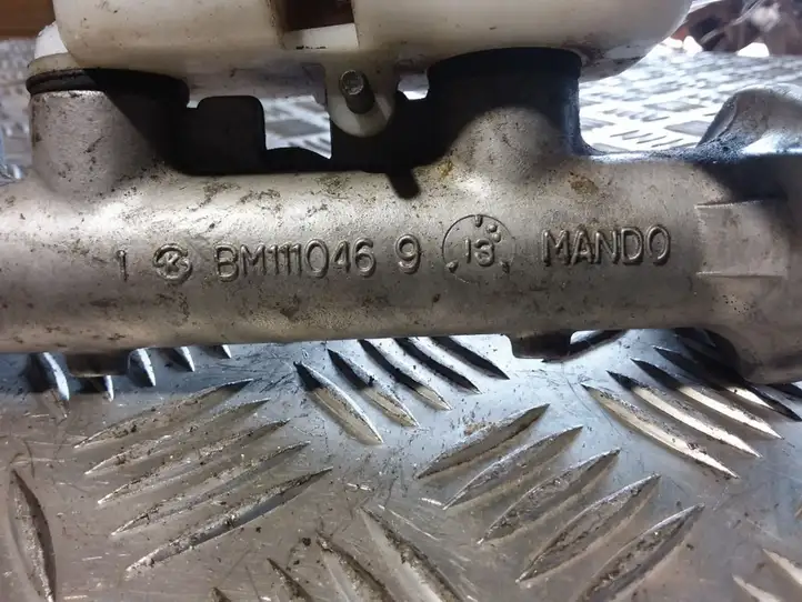Hyundai Santa Fe (2000 - 2005) BM111046 Главный тормозной цилиндр — фото 2