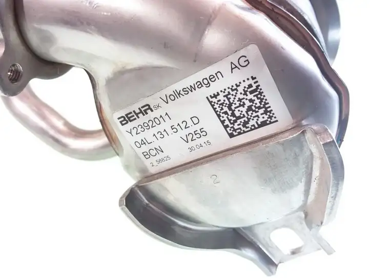 Seat Leon (5F) (2012 - 2019) 04L131512D Охладитель клапана EGR — фото 2