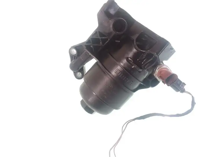 Seat Leon (5F) (2012 - 2019) 03N115389B Кронштейн масляного фильтра — фото 1