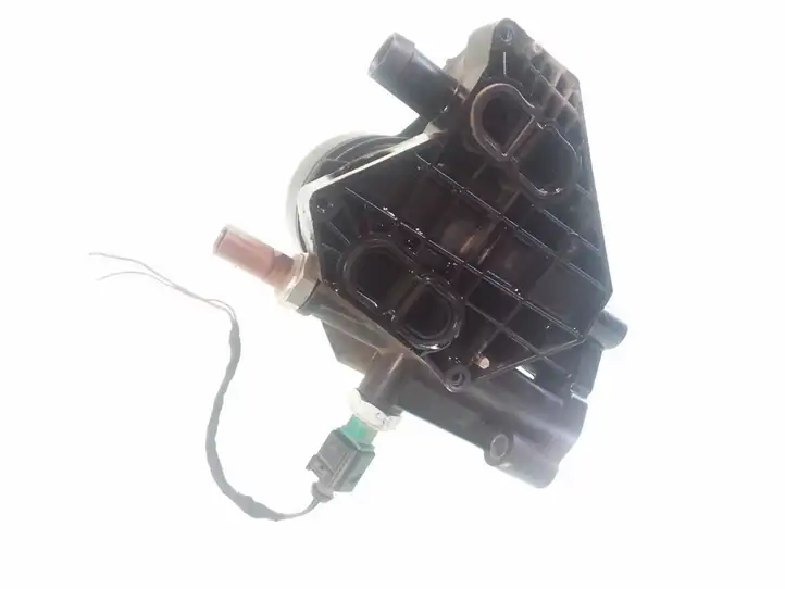 Seat Leon (5F) (2012 - 2019) 03N115389B Кронштейн масляного фильтра — фото 3