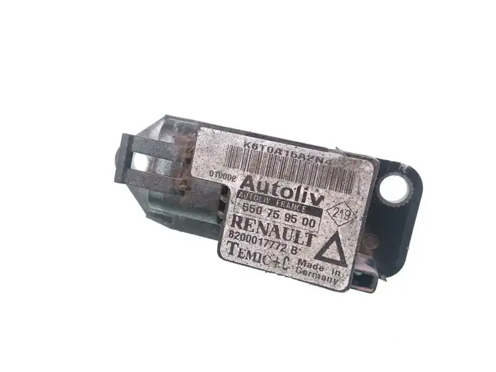 Renault Laguna I (1993 - 2001) 8200017772B Датчик удара SRS — фото 1
