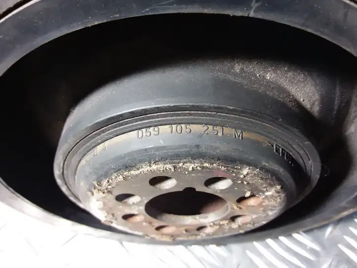 Audi A6 S6 C5 4B (2001 - 2004) 059105251M Шкив коленчатого вала — фото 3