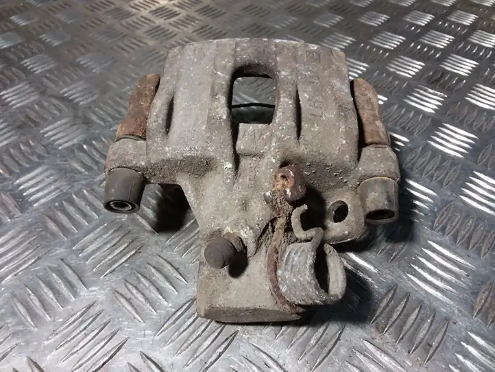 Volvo S40 (2007 - 2012) Тормозной суппорт задний — фото 2