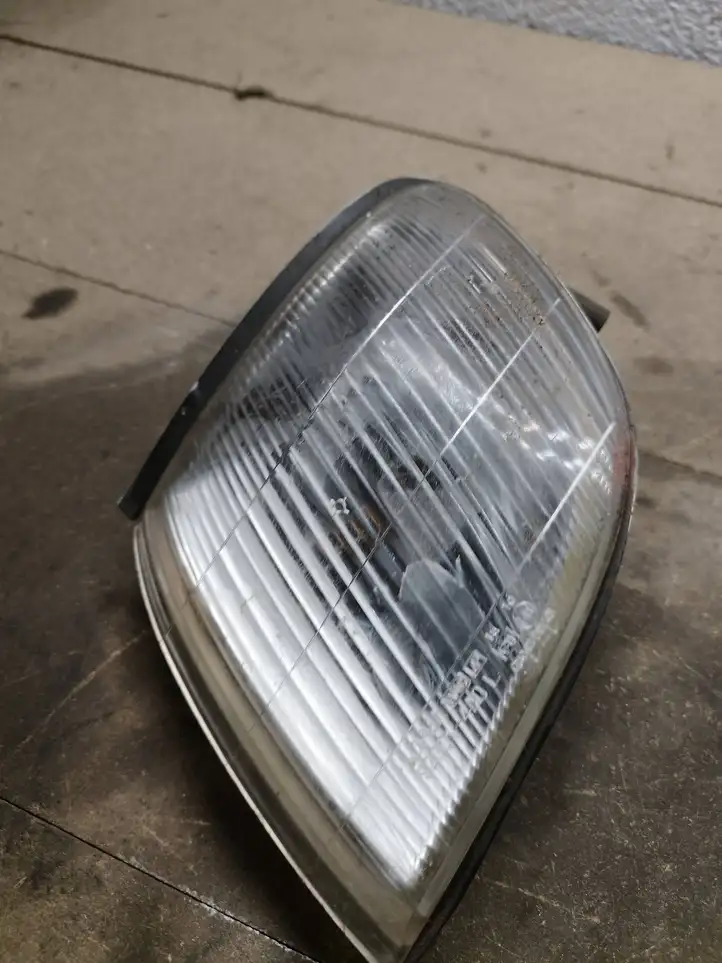 Hyundai H-1, Starex, Satellite (1997 - 2003) 923014a0 Указатель поворота передний — фото 4