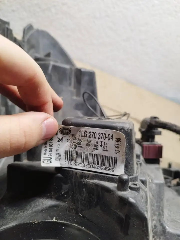 Opel Astra H (2004 - 2009) 1LG27037004 Передняя фара — фото 2