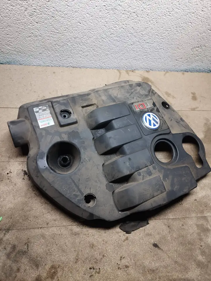 Volkswagen PASSAT B5.5 (2001 - 2005) 038103925 Крышка двигателя декоративная — фото 3