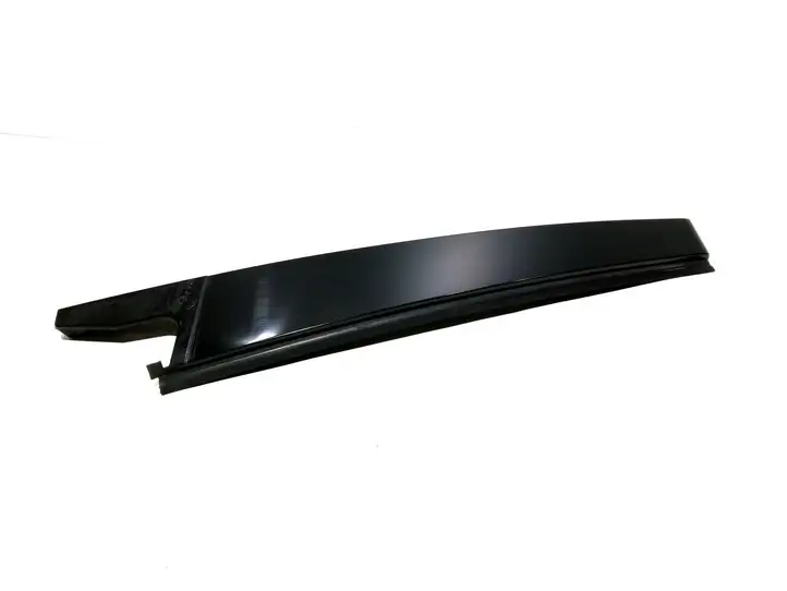 Audi A4 S4 B8 8K (2007 - 2011) 8K0839902K Накладка стекла задней двери — фото 1