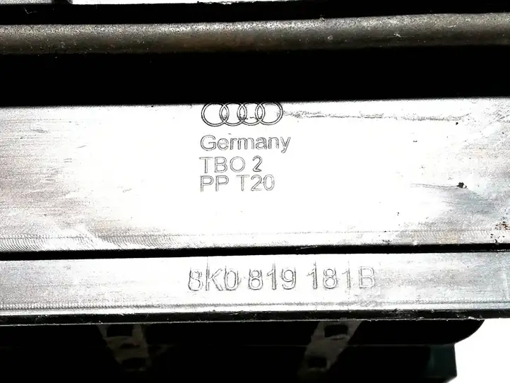 Audi A5 8T 8F (2007 - 2011) 8K0819181B Вентиляционная решетка кузова — фото 4