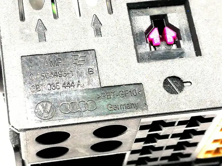 Audi A8 S8 D4 4H (2010 - 2014) 3B7035444A Проводка CD-чейнджера — фото 2