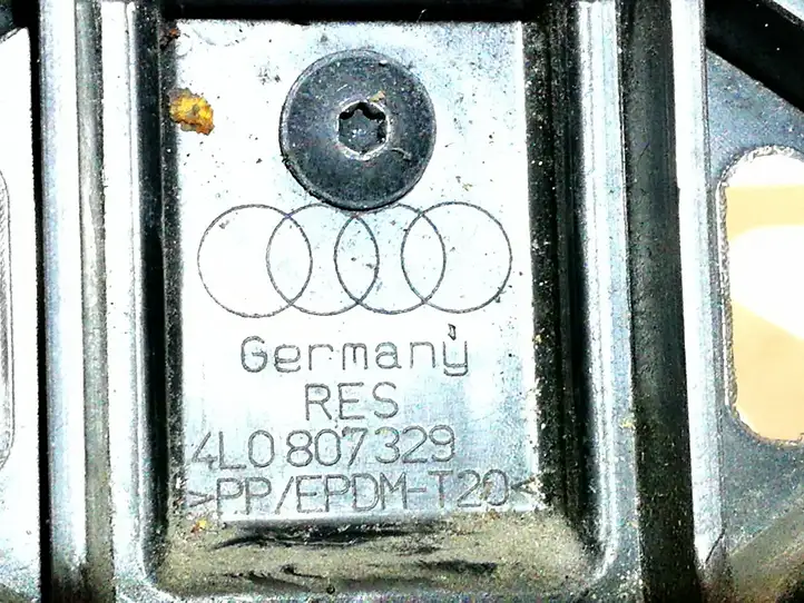 Audi Q7 4L (2005 - 2009) 4L0807329 Кронштейн заднего бампера — фото 2