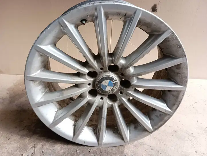 BMW 5 F10 F11 (2009 - 2016) 6775407 Легкосплавный колесный диск R18 — фото 1