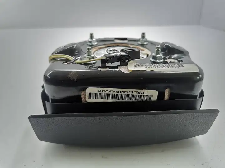 Chrysler 300 - 300C (2005 - 2011) PCBXZP812AA Подушка безопасности руля — фото 4