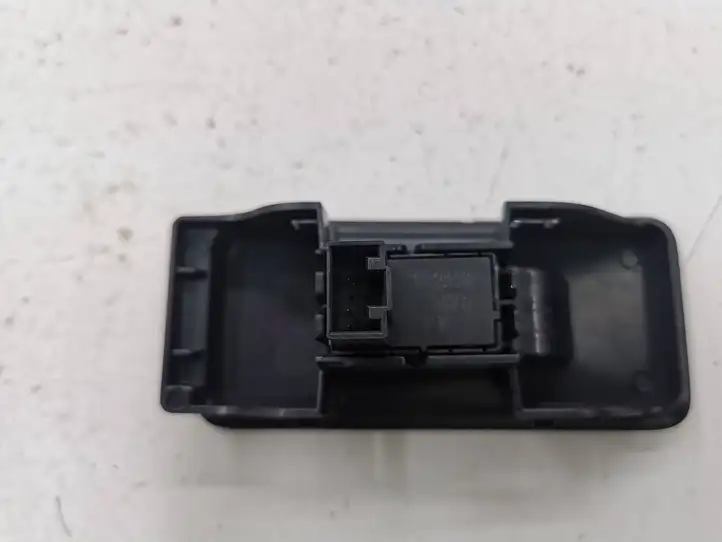 Seat Ateca (2016 - ) 5G0959855R Кнопка стеклоподъемников — фото 6