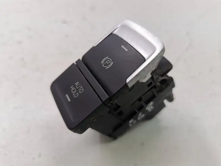 Volkswagen Golf VII (2013 - 2019) 5G0927225D Кнопка ручного тормоза — фото 3