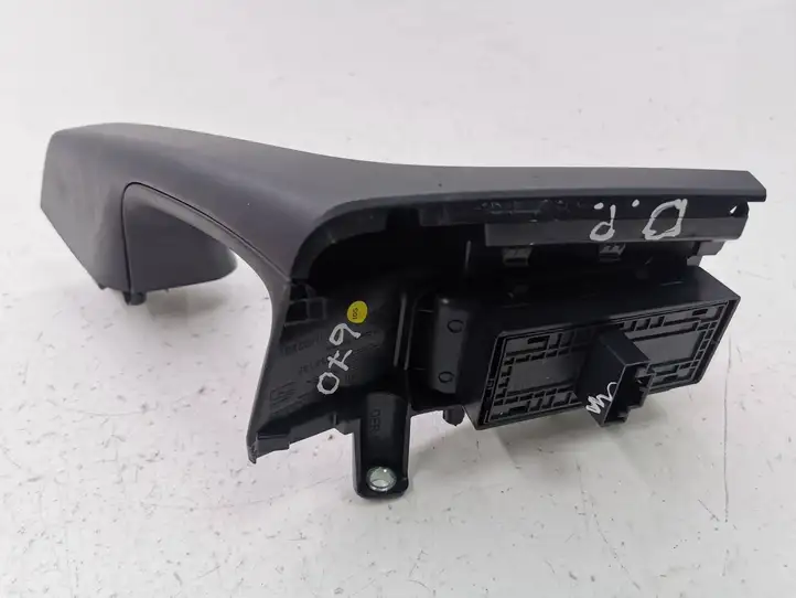 Seat Ateca (2016 - ) 5G0959857G Кнопка стеклоподъемников — фото 5