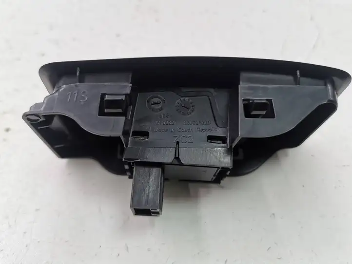 Seat Ateca (2016 - ) 5G0959855R Кнопка стеклоподъемников — фото 4