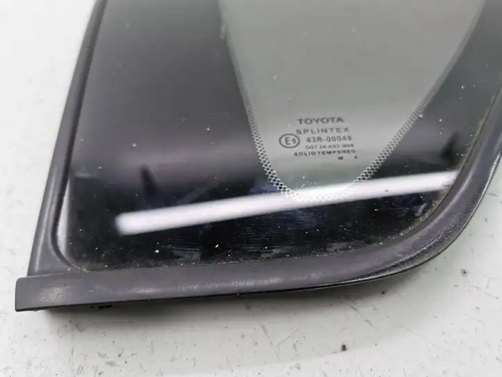 Toyota Corolla Verso AR10 (2004 - 2009) 43R00048 Заднее боковое стекло — фото 4