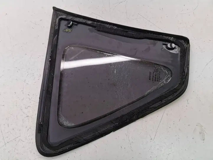 Toyota Corolla Verso AR10 (2004 - 2009) 43R00048 Заднее боковое стекло — фото 5