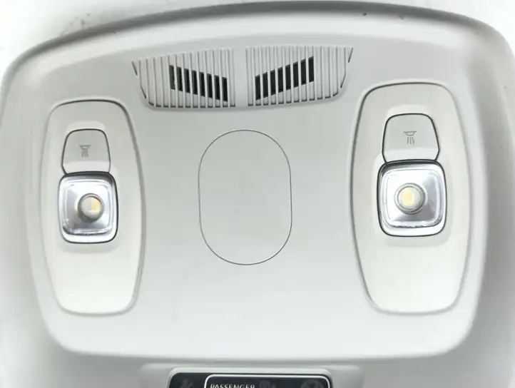 Renault Kadjar (2015 - 2018) 969807177R Передняя подсветка — фото 3