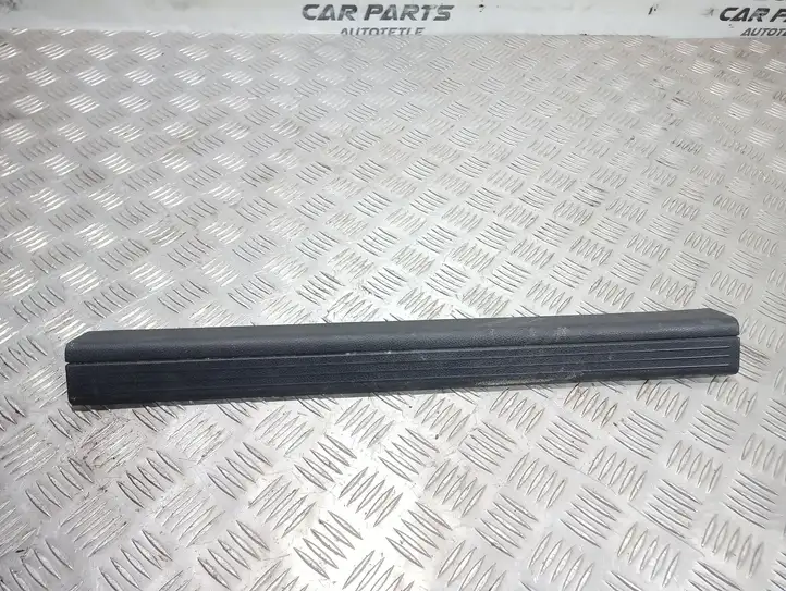Mercedes-Benz C W204 (2007 - 2014) A2046860036 Внутренняя отделка переднего порога — фото 1