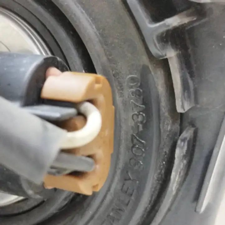 Peugeot iOn (2010 - 2016) 9073780 Передняя фара — фото 8