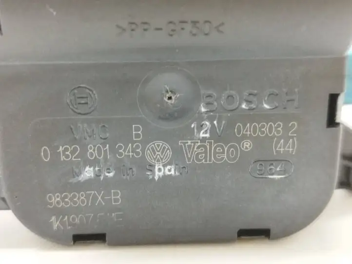 Audi A3/S3 8P (2004 - 2008) 1K1907511E Двигатель задвижки потока воздуха — фото 4